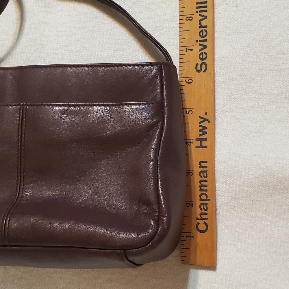 Etienne Aigner  Burgundy Leather Cross Body Or Shoulder Bag - Picture 6 of 11